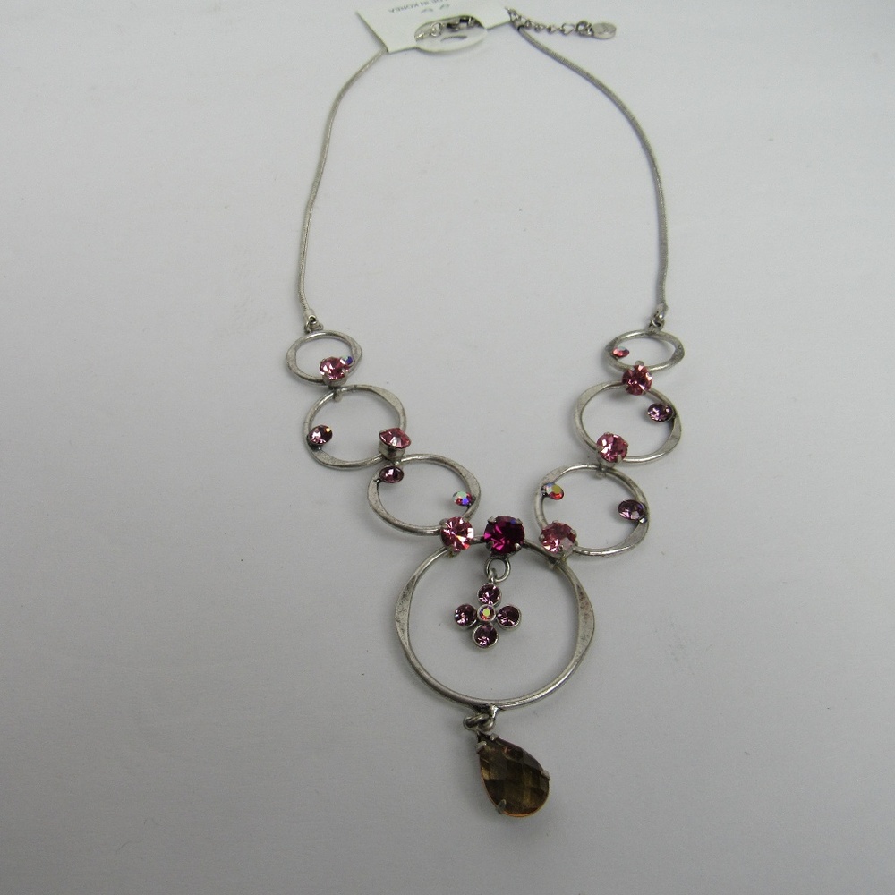 NWT Pink Silver Rhinestone Circle Necklace